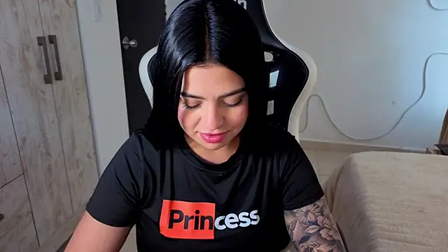 Victoryyy_ – Live XXX-chat