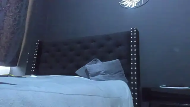 Chat +18 de amareto_queen ao vivo