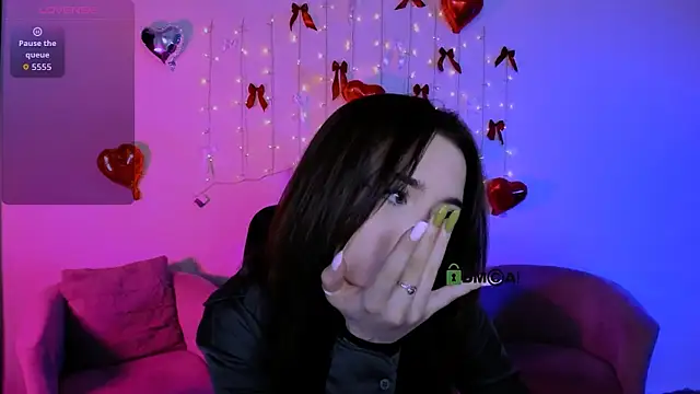 Chatroom XXX en direct de liana_kisses