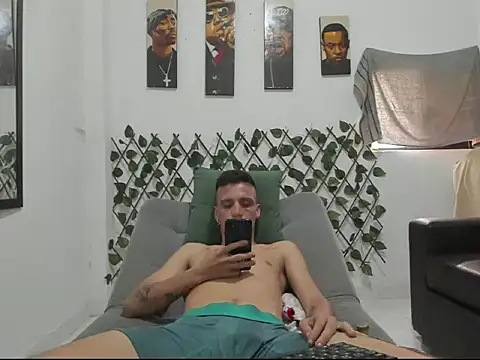 Latins_Boss Pertunjukan Webcam