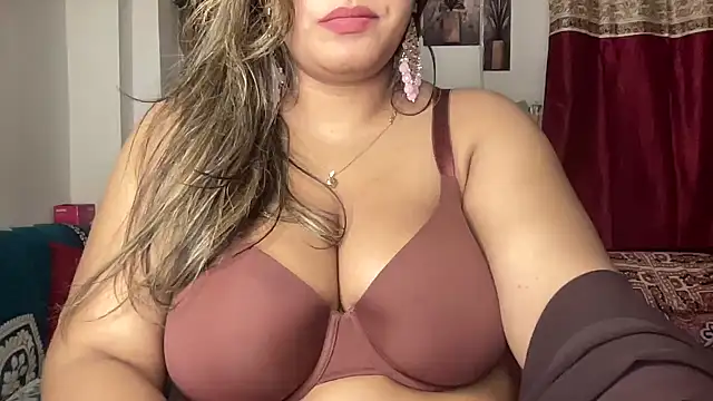 Only_Lavinaah's Webcam Show