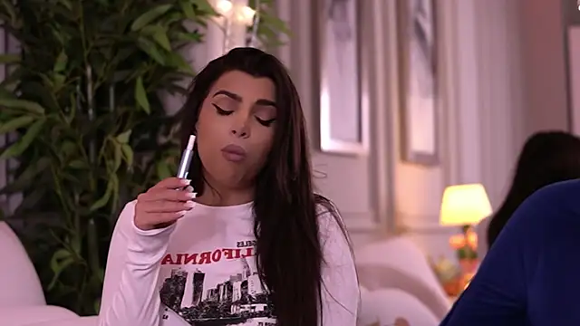 NicoleCellini Chat XXX in diretta