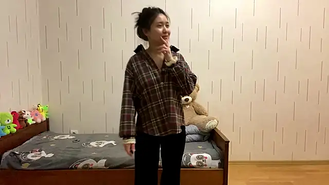 YourMiIa 即時 XXX 聊天