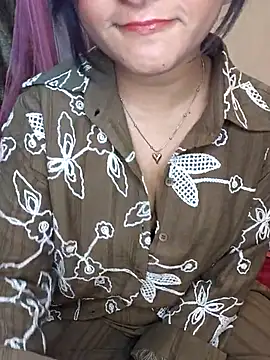 Chat +18 de Saumyy ao vivo