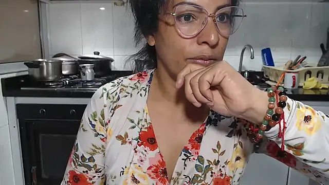 kateleyagreyのライブXXXチャット