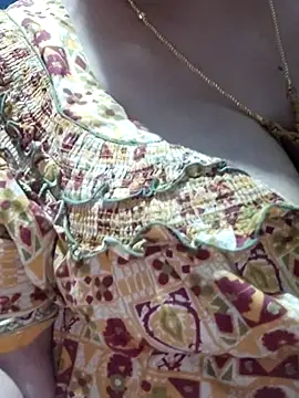 tamilthanushri Adlı Modelin Canlı XXX Sohbeti