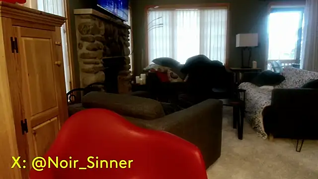 sinnernoir's Live XXX Chat