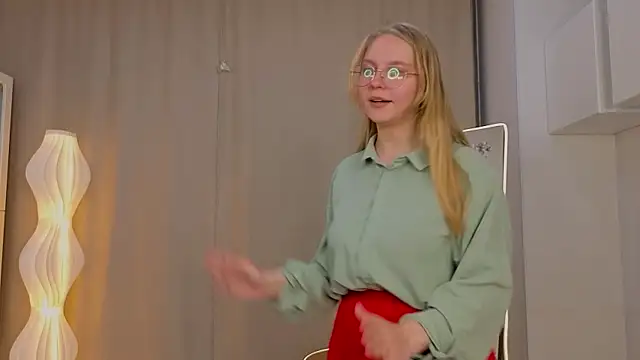 AlicaCohill Adlı Modelin Canlı XXX Sohbeti