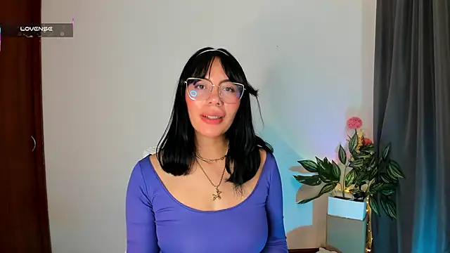 Živý XXX chat Silvanna-Moree