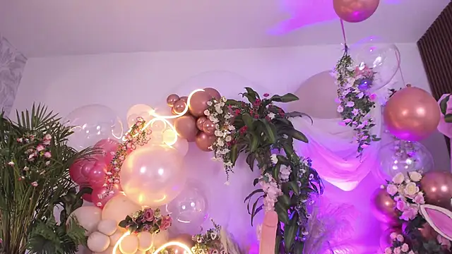 Chatroom XXX en direct de MeowMota_