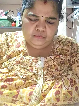 tamilthanushri live XXX chat