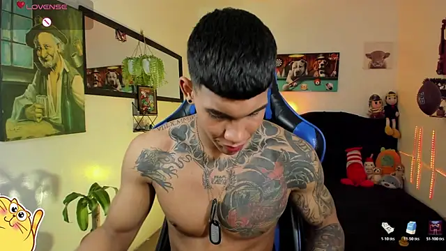 Damian_latinxxx's Live XXX Chat