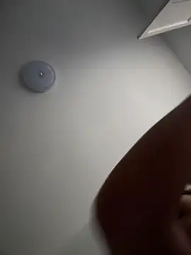 Chat +18 de Colibri_xxx ao vivo