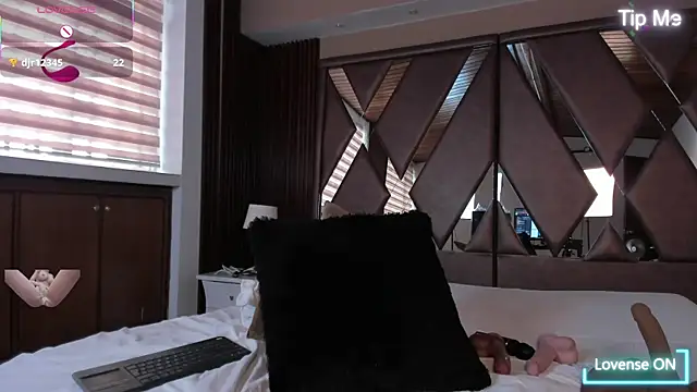 Chat XXX en directo de victoria_mooree