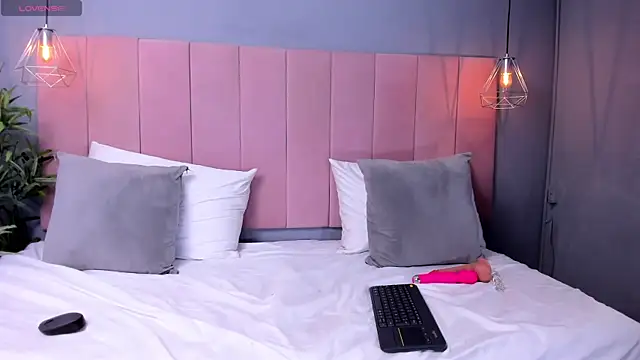 Cloy07 – Naživo XXX chat