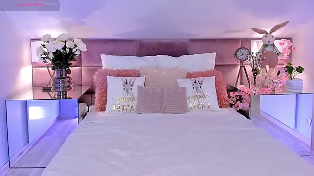 MiaMuse Chat XXX live