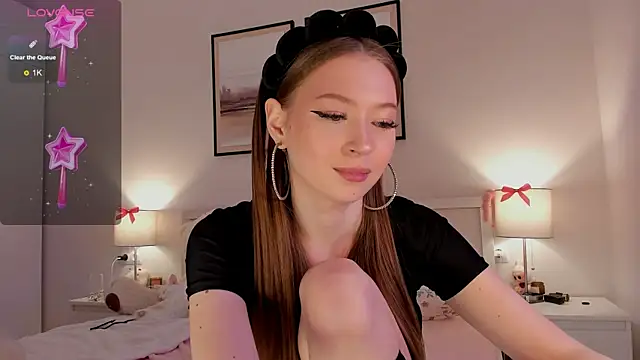 diana_nier's Live XXX Chat