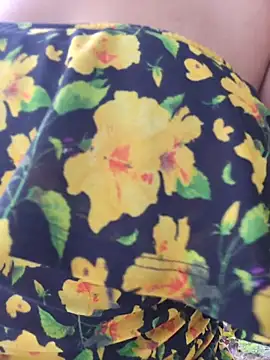 VickyHoult's Live XXX Chat