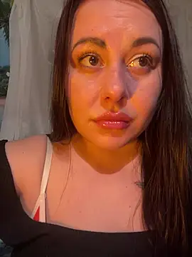 DaisyStreet Live XXX-chat