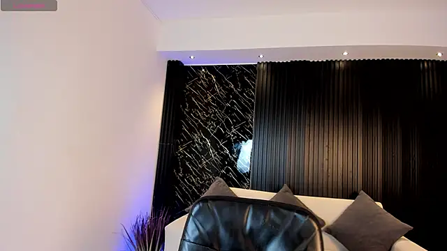 Alicee_BroownnのライブXXXチャット