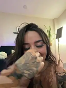 Chat XXX ao vivo de EmmyEvans1