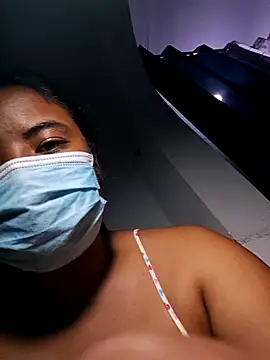 Artinah22 Chat XXX in diretta