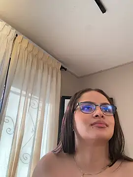 Tayler_Kim – Naživo XXX chat