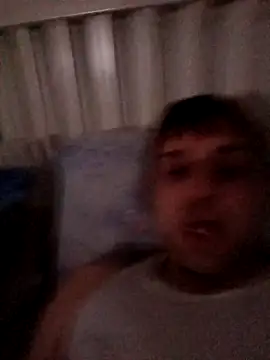 LevarboyのライブXXXチャット