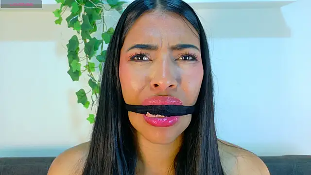 RiriiBrunette__のライブXXXチャット