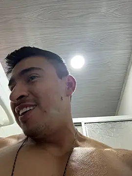 Chris_Clarck Chat XXX in diretta