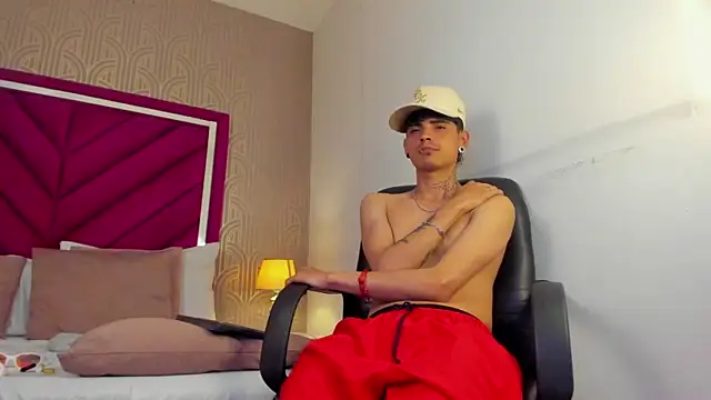 Dominic_FoxxのライブXXXチャット