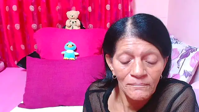 SLUTTYROXY: онлайн-секс-чат