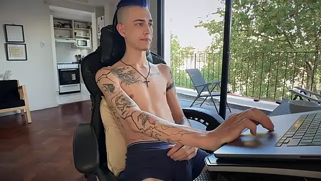 Den_BlueXx Live XXX Chat