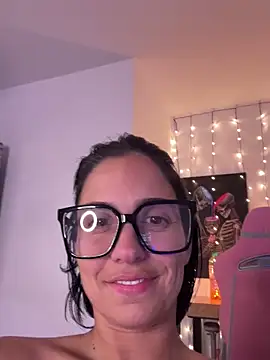 LaPetiteKim Live XXX Chat