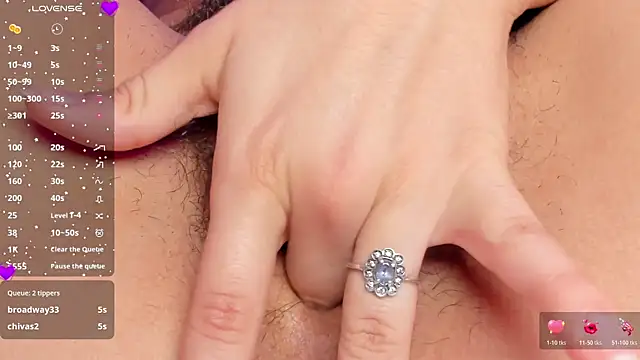 laura-hills18 Adlı Modelin Canlı XXX Sohbeti