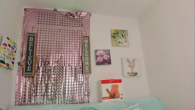 Chatroom XXX en direct de AnaDalila_Latina