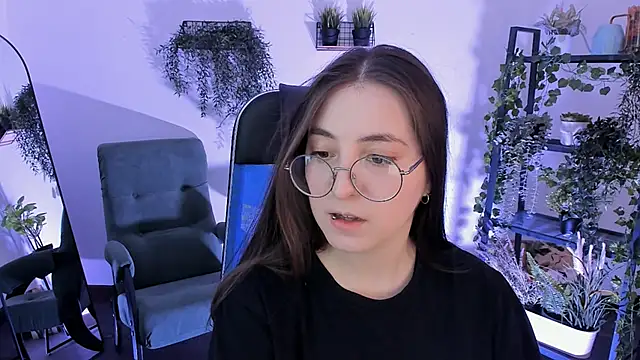 VirtuallVoyant Chat XXX in diretta