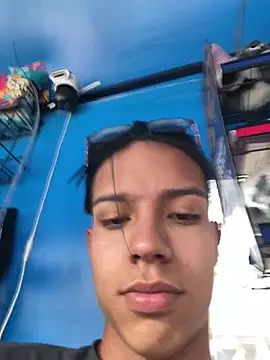 แชท XXX สดของ diegoand0911