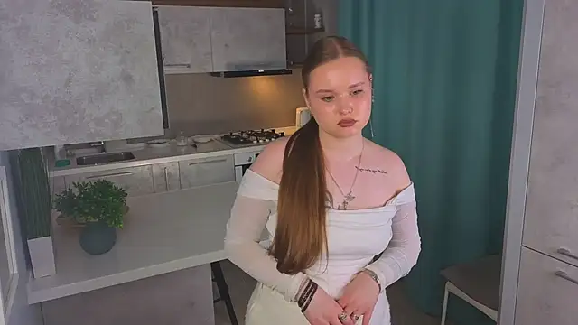 MimiSlechta élő XXX-chatje