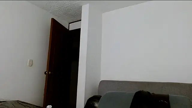 Juls_winter_ élő XXX-chatje