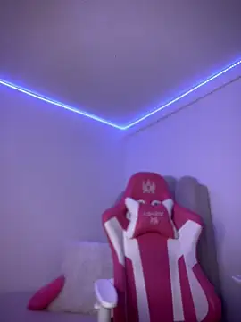 Aliciia777 – Naživo XXX chat