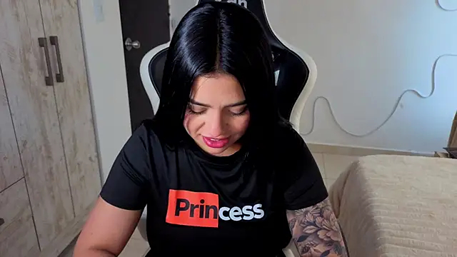 Онлайн чат XXX Victoryyy_