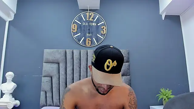 Robin_Rief live XXX chat