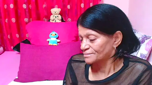 Chat XXX ao vivo de SLUTTYROXY