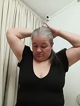 CheekySnowQueen_69 Adlı Modelin Canlı XXX Sohbeti