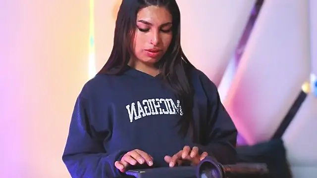 MeelFox 现场XXX聊天