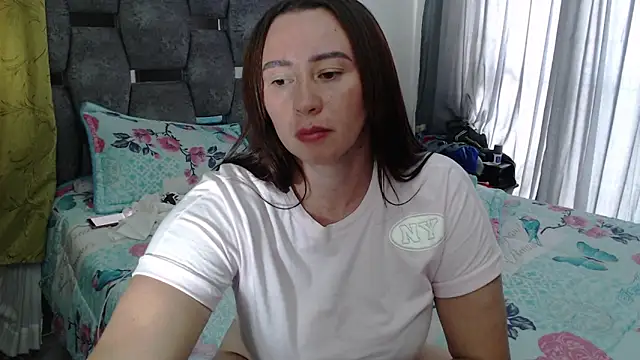 sara_hott_1 Chat XXX live