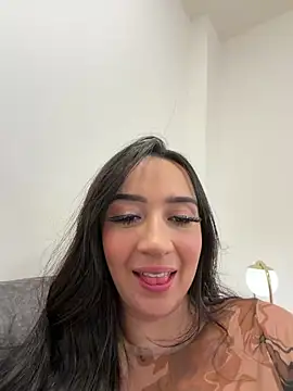 EmmyEvans1 Live XXX Chat