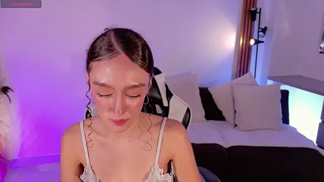 Živý XXX chat ChloeMoreti