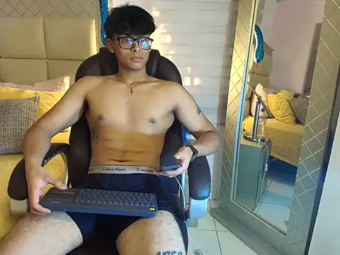 mathias_oberlin Chat XXX in diretta